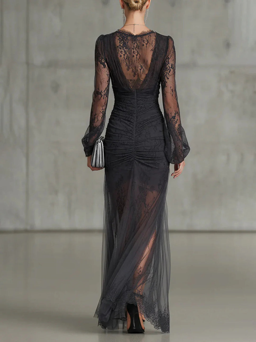 Elsie | Maxi dress ruffled in dark grey lace