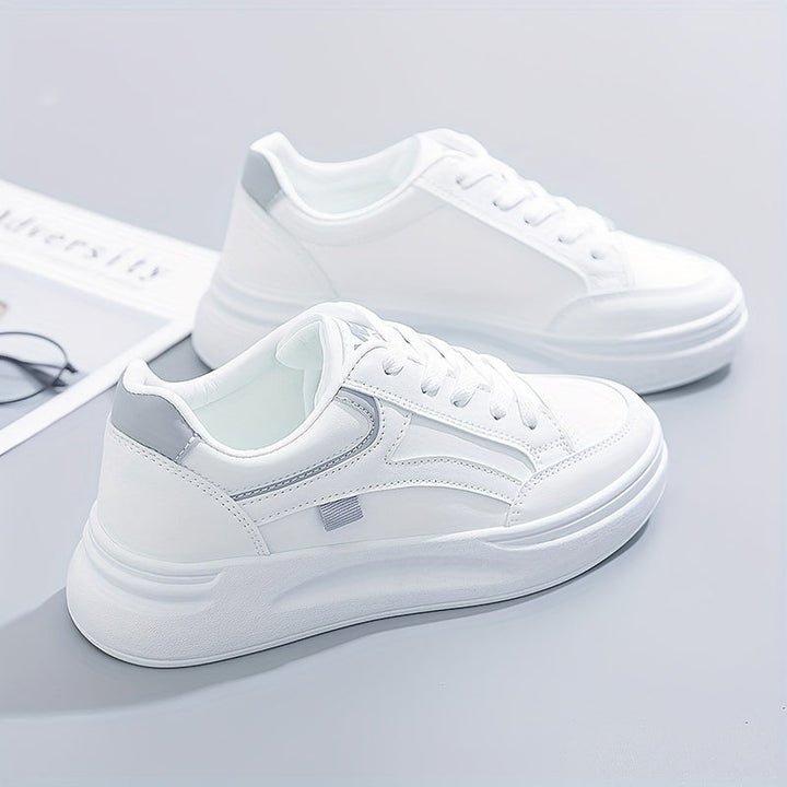 Nina | Chic white sneakers with light comfort