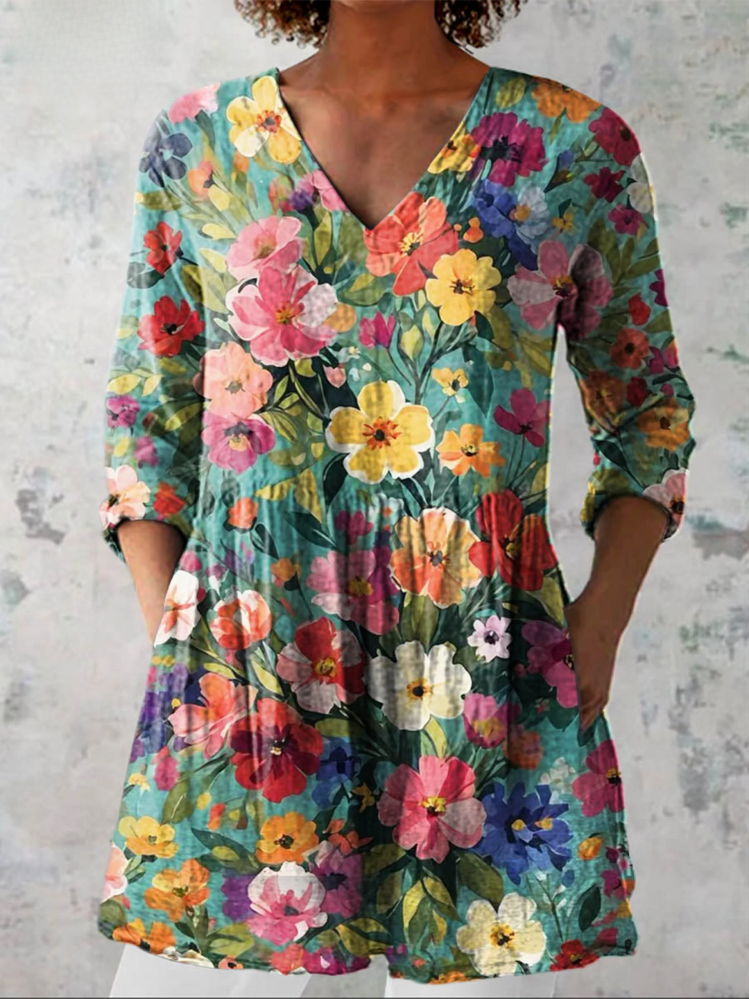Evelina | Long blouse with V-neck