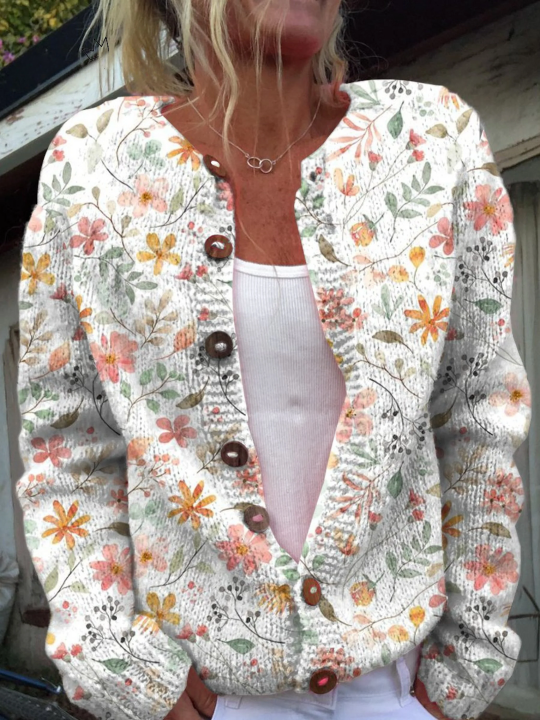 Cardigan with a small fresh floral print and buttons