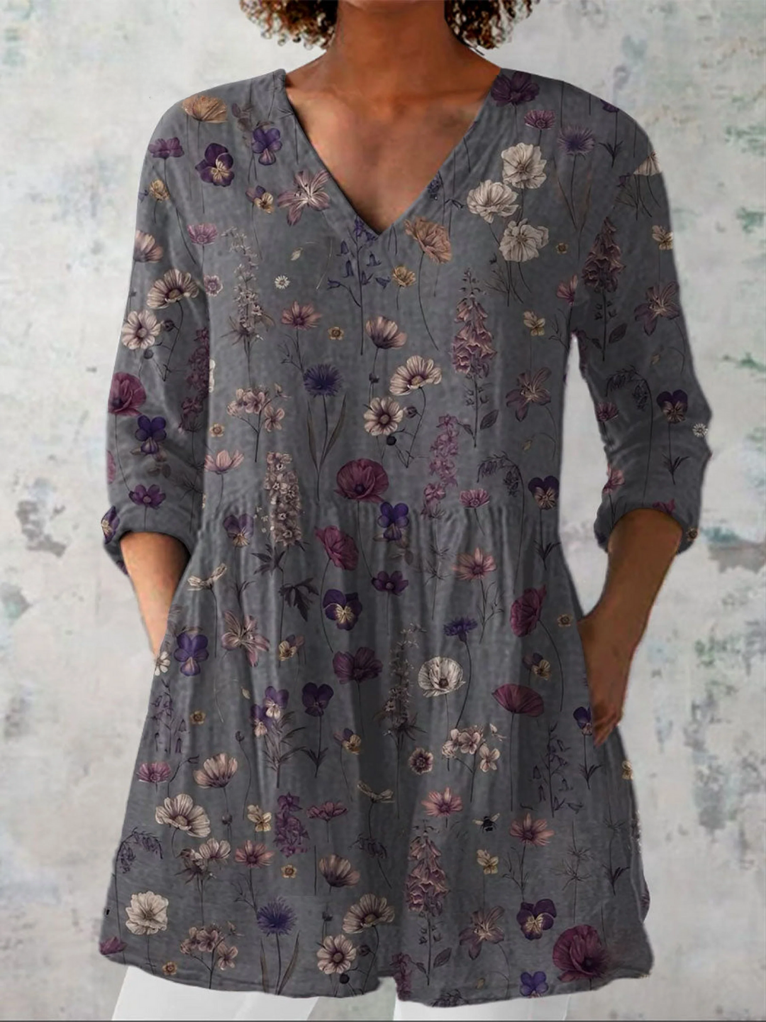 Annedore | Long blouse with V-neck