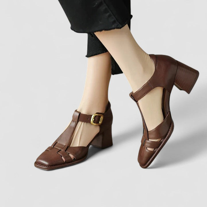 Wilma | Orthopedic block heels with T-bar