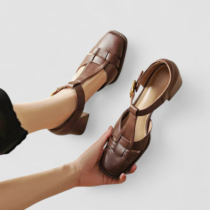 Wilma | Orthopedic block heels with T-bar