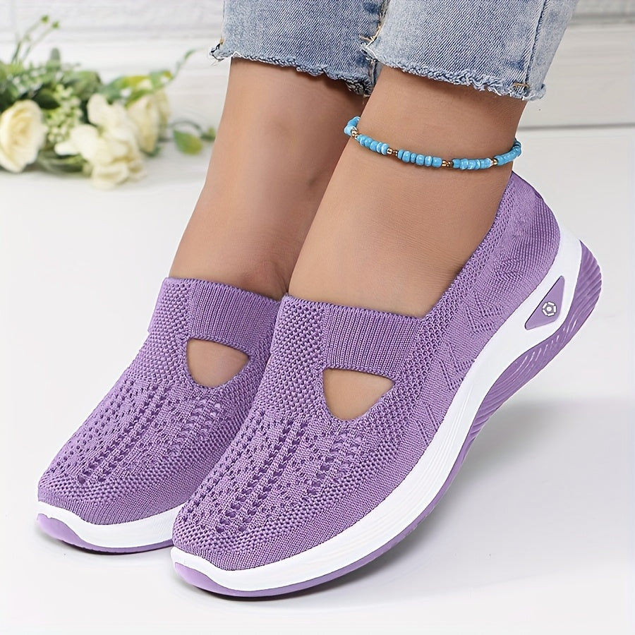 Roswitha | Easy to put on sports shoes with stable comfort