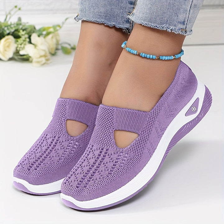 Roswitha | Easy to put on sports shoes with stable comfort