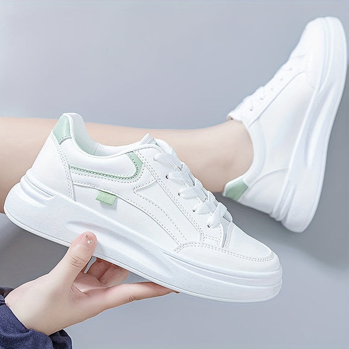 Nina | Chic white sneakers with light comfort
