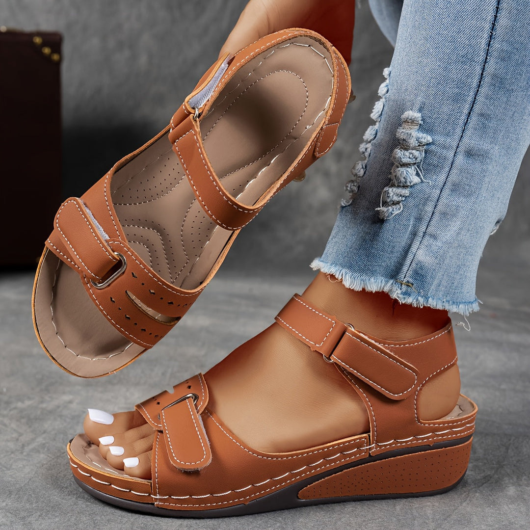 Magdalena | Comfortable orthotic sandals