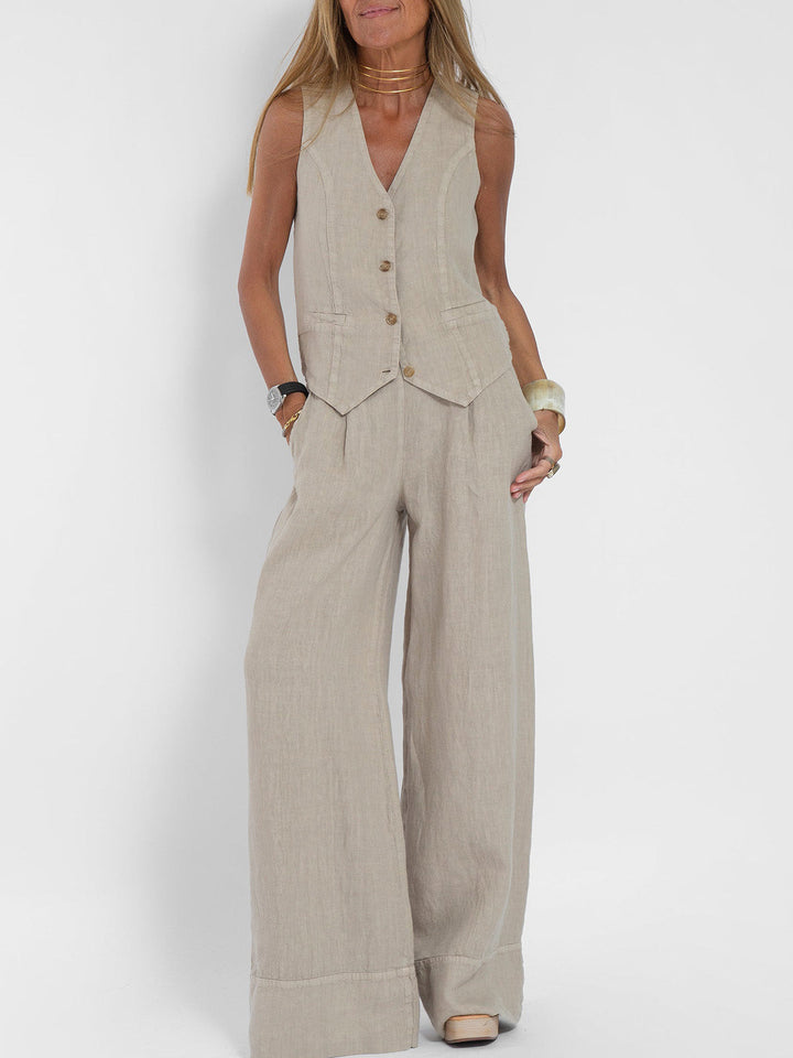 Rose | Set consisting of a buttoned vest and wide trousers