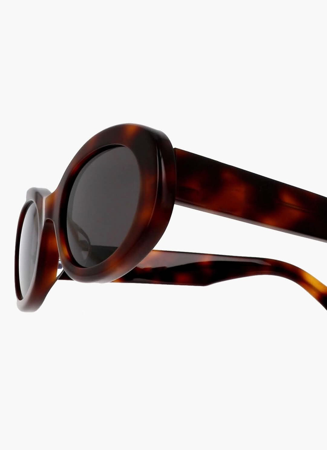 Walda | Elegant sunglasses