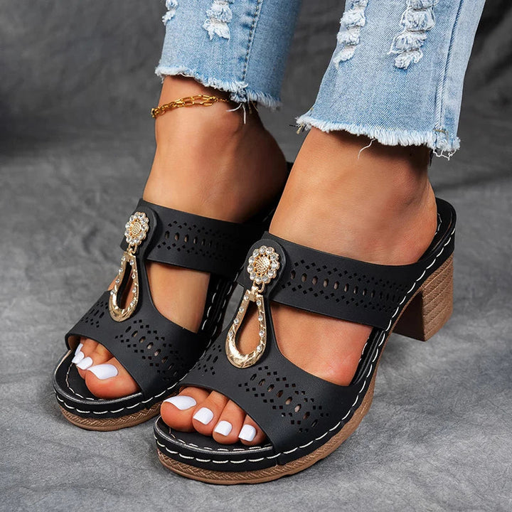 Xenia | Orthopedic sandals