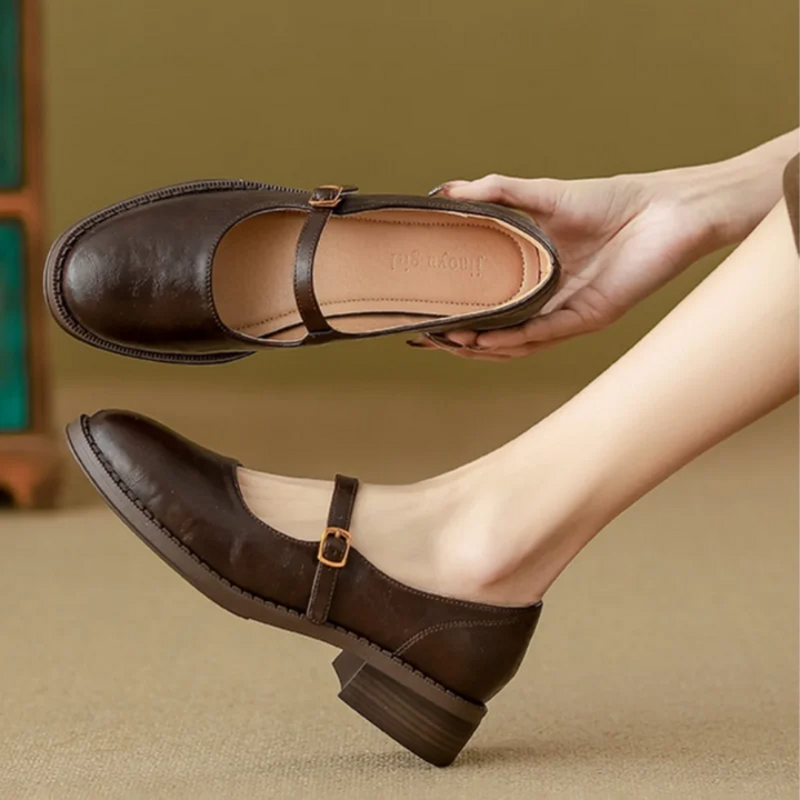 Grace – timeless strappy shoes