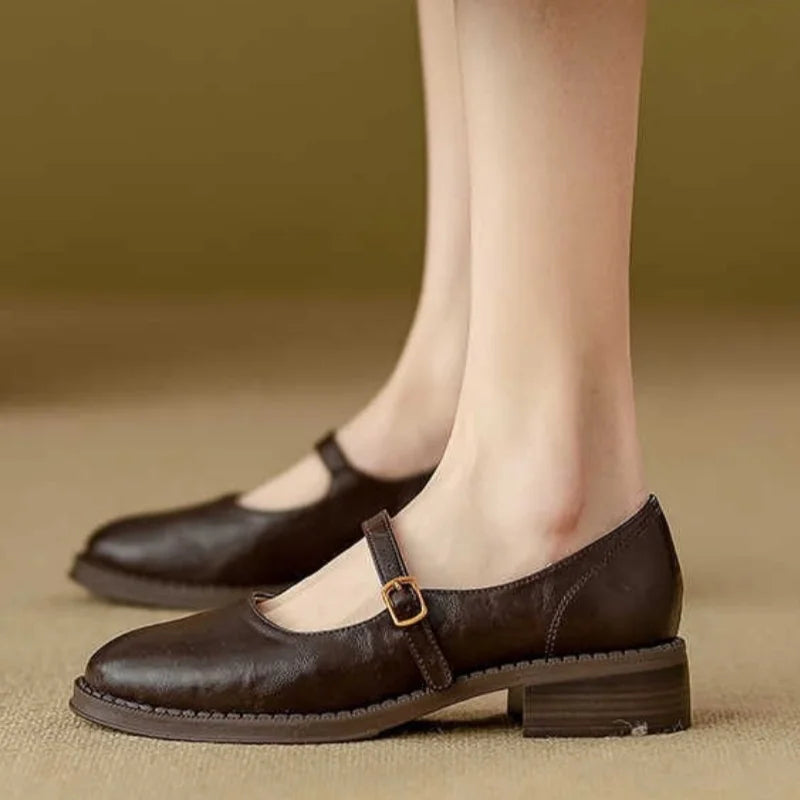 Evie – Classic Mary Jane shoes