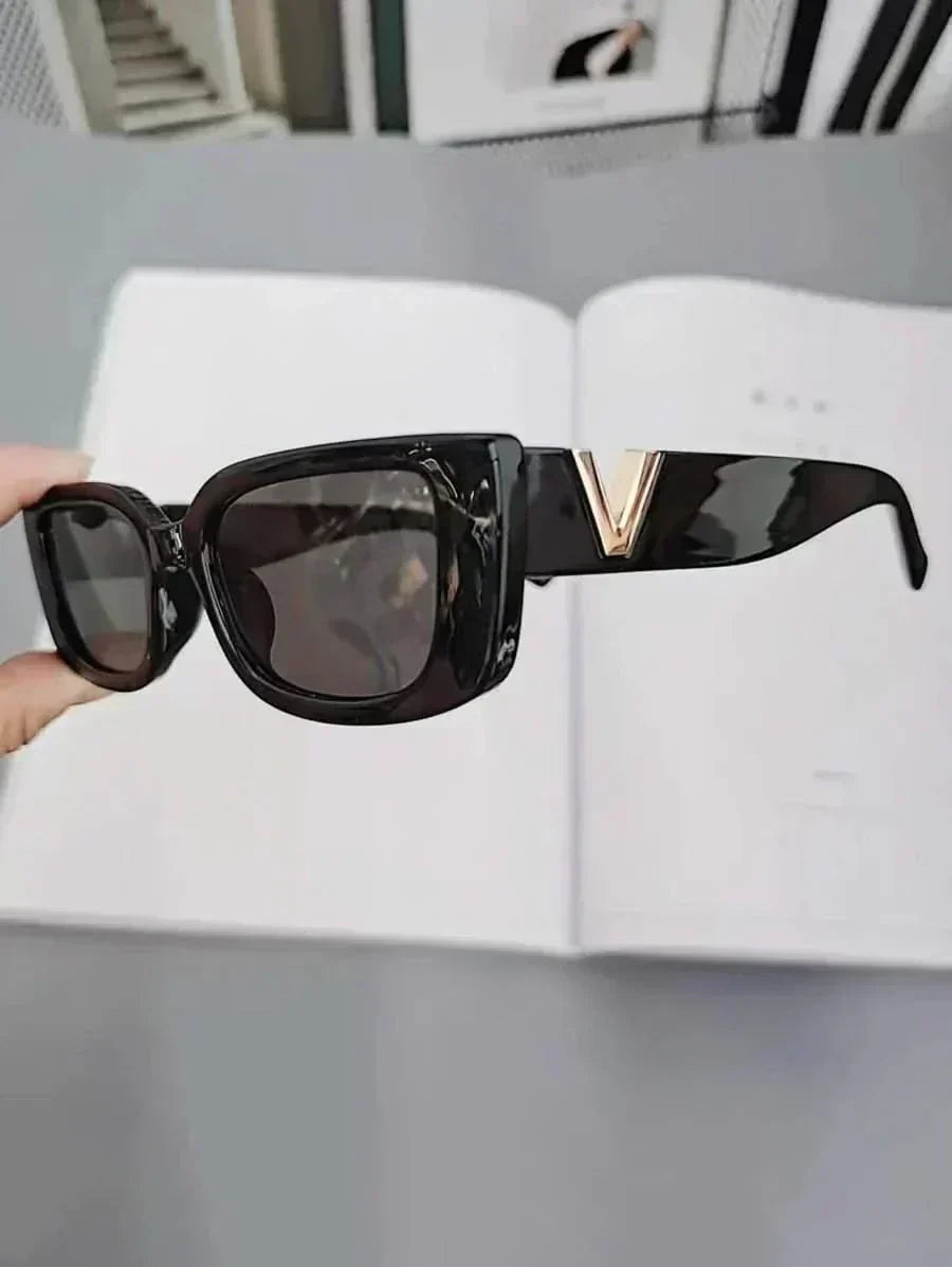 Elin | Expressive sunglasses