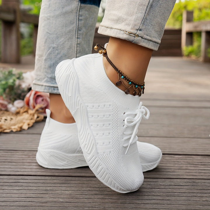 Trude | Comfortable and light shoes