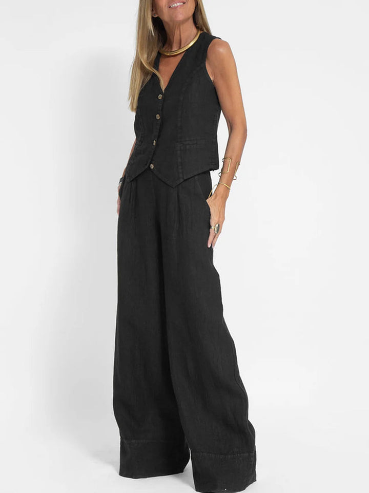 Rose | Set consisting of a buttoned vest and wide trousers